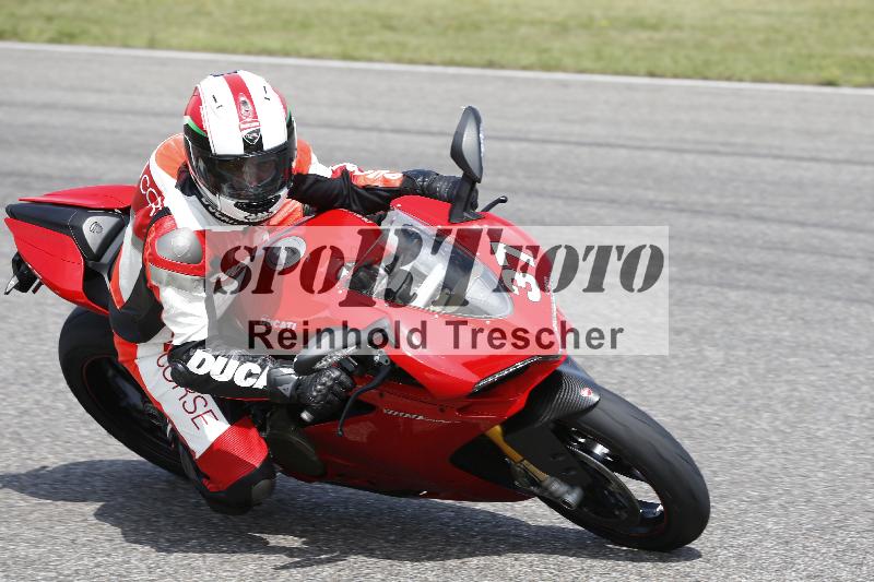 /27 12.06.2025 Ducati Schweiz Trackday Warmup  ADR/gruen-vert/37